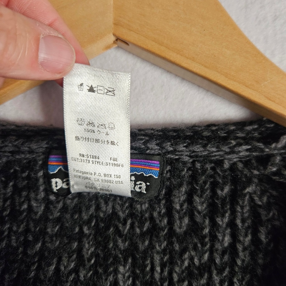 Patagonia Womens XL Gray 100% Wool Chunky Knit Snap Front Cardigan Sweater 51100 - Picture 3 of 12